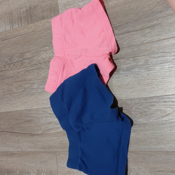 Carter's Fleece Short with Ruffle Pockets - Picture 6 of 6